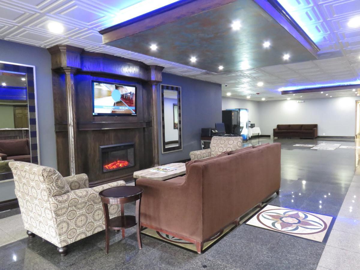 American Inn & Suites Ferndale Esterno foto